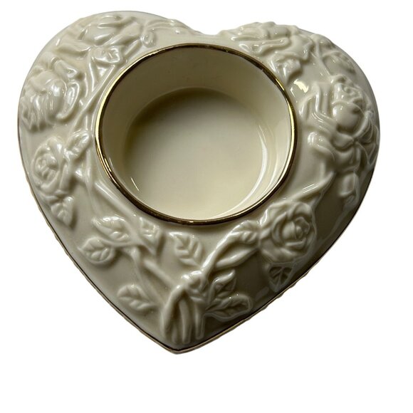 Lenox Heart-Shaped Porcelain Candle Holder With Rose Embossed Design & Gold Trim - Picture 1 of 7